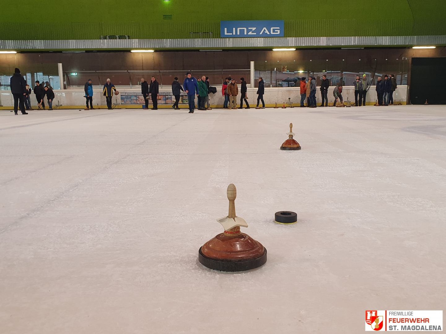 Du betrachtest gerade Bezirkseisstockturnier der Linzer Feuerwehren